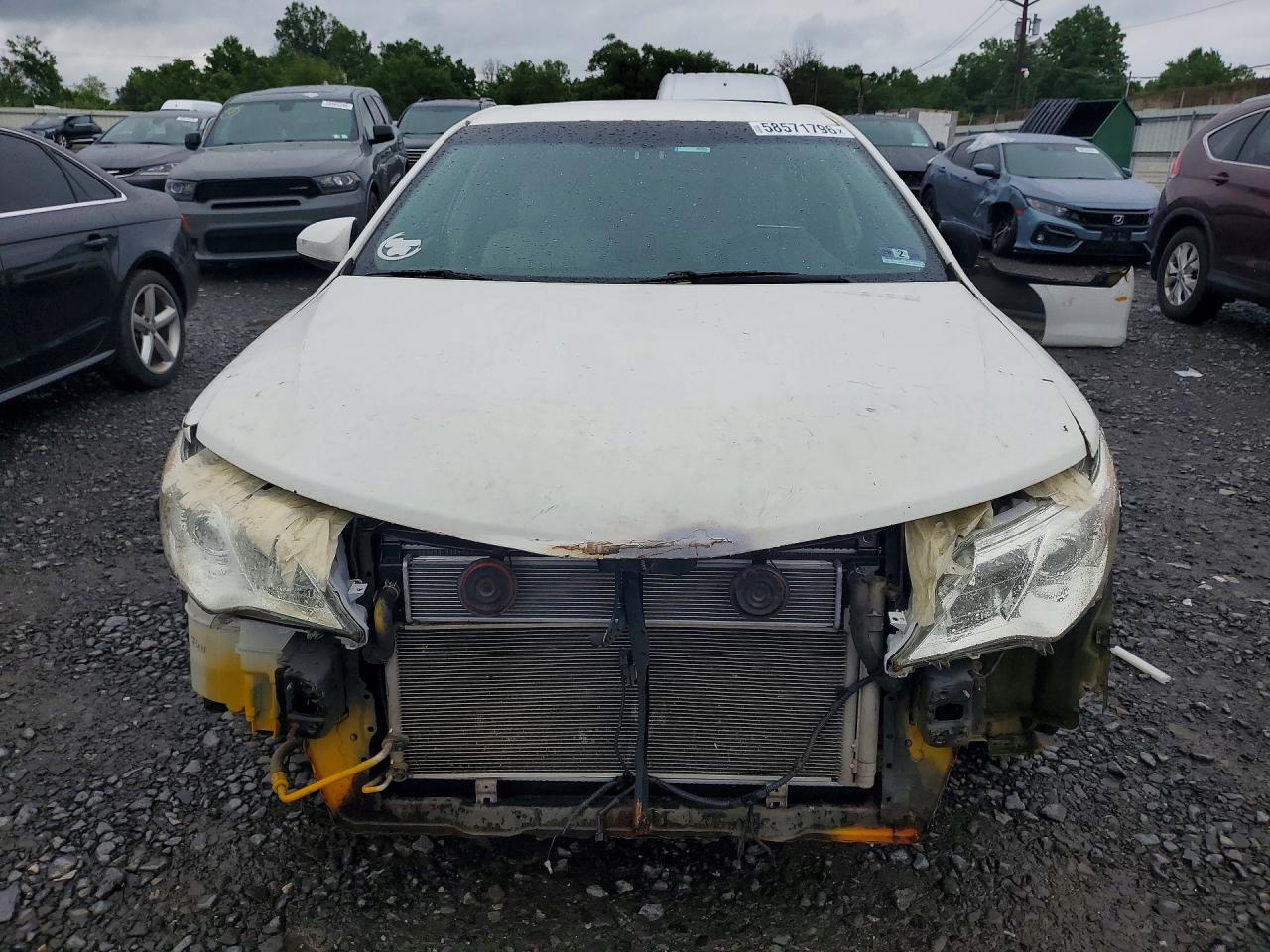 2014 Toyota Camry Hybrid Le Белый vin: 4T1BD1FK1EU104598