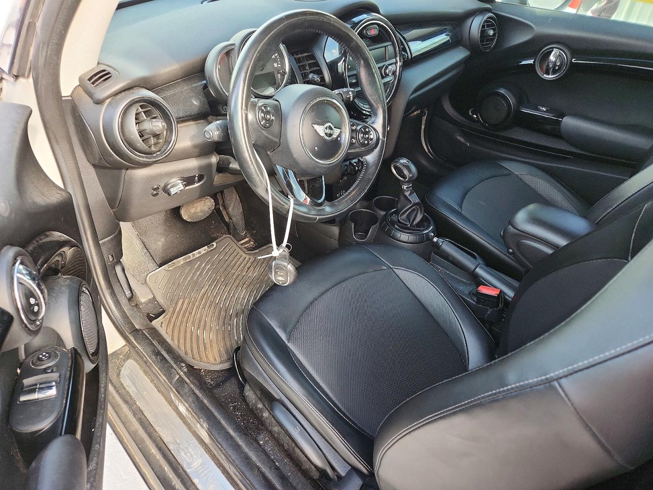 2014 Mini Cooper Silver vin: WMWXM5C58ET933011