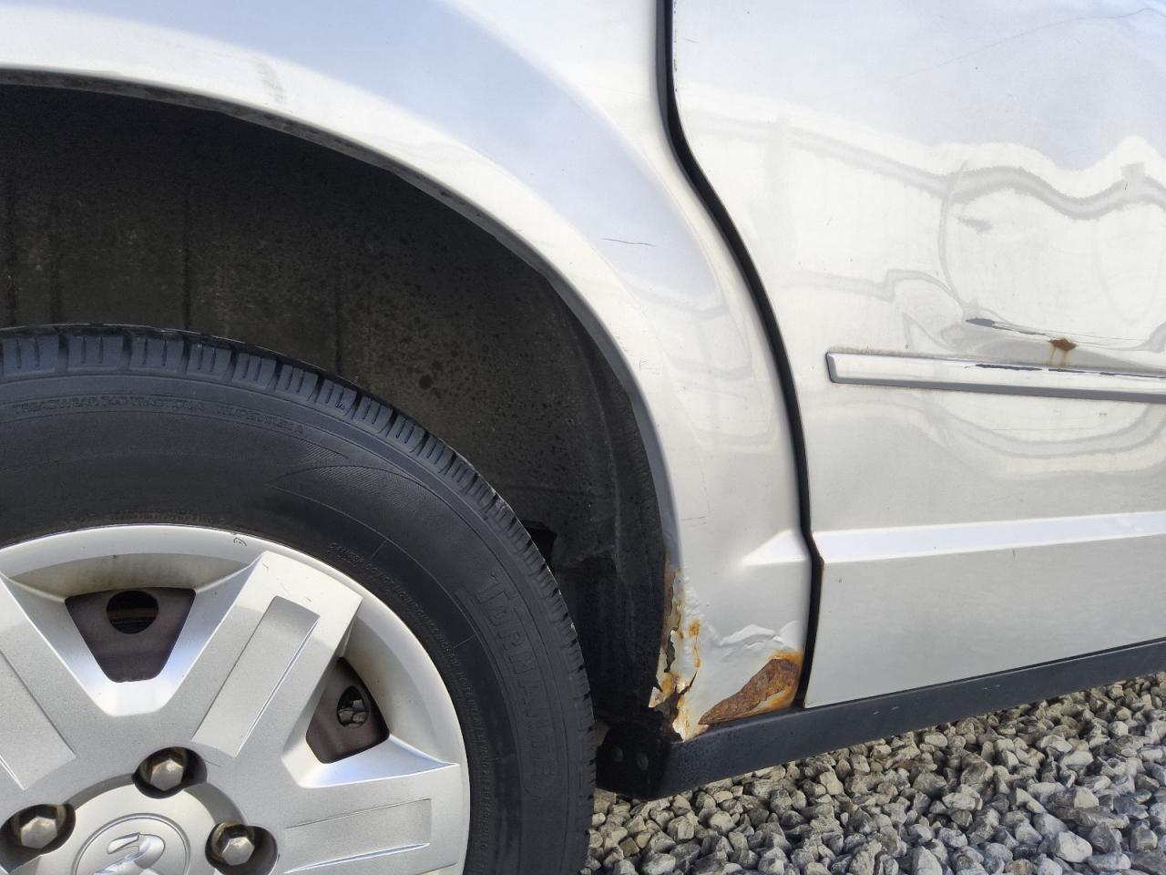 2010 Dodge Grand Caravan Se Серебряный vin: 2D4RN4DE7AR219554 Damage: Right Qtr Panel, Rust, 1 To 2 Inches