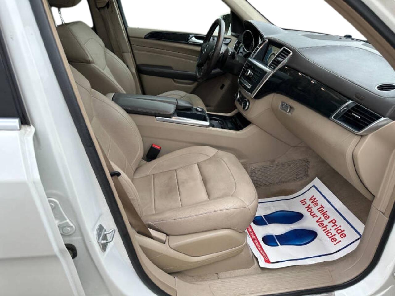 2015 Mercedes-benz Ml 400 4matic Белый vin: 4JGDA5GB3FA478XXX
