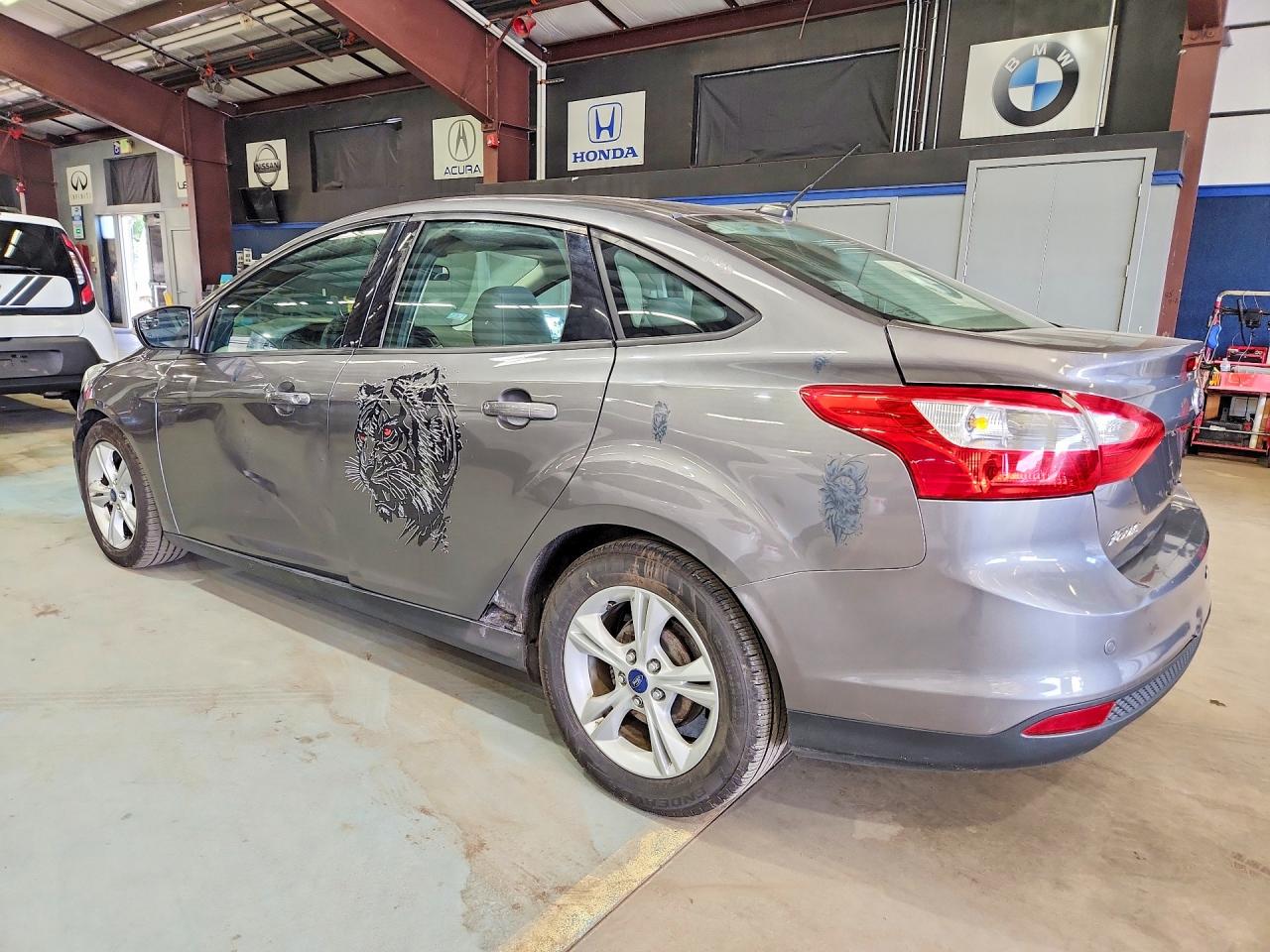 2014 Ford Focus Se Gray vin: 1FADP3F20EL454719