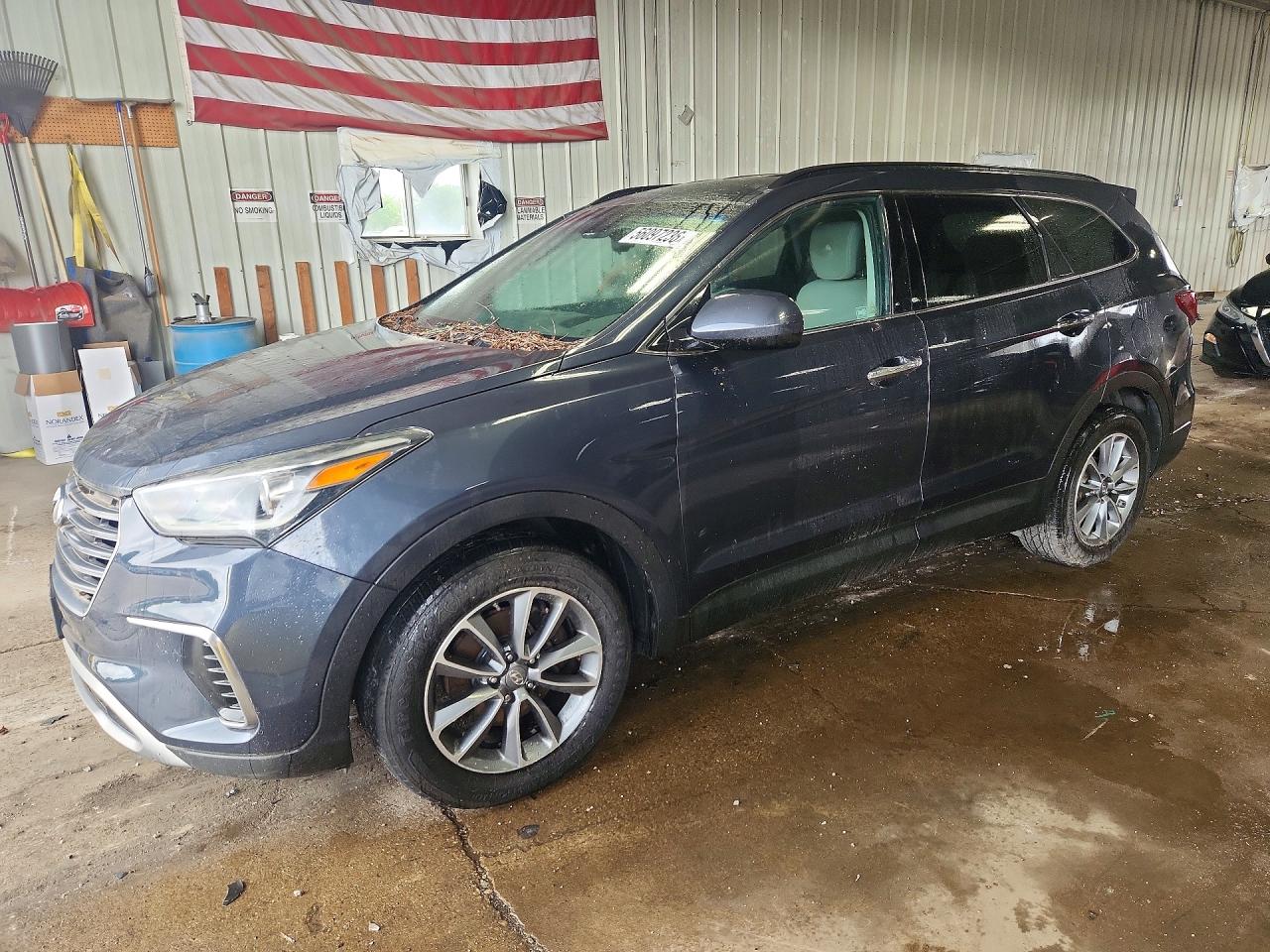 2017 Hyundai Santa Fe Se Blue vin: KM8SMDHF7HU190750