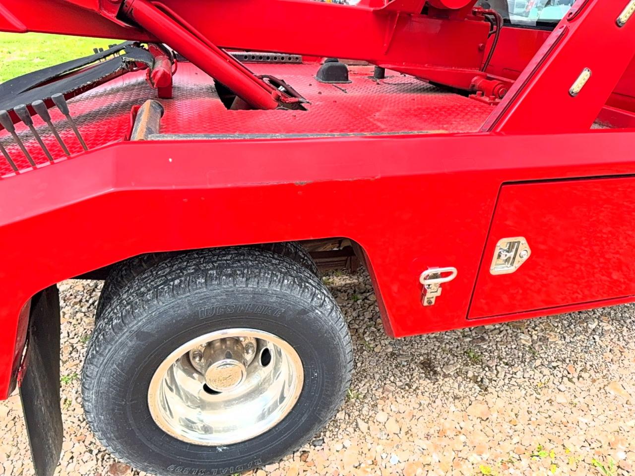 1994 Chevrolet Gmt-400 C3500 Red vin: 1GBJC34NXRE254354
