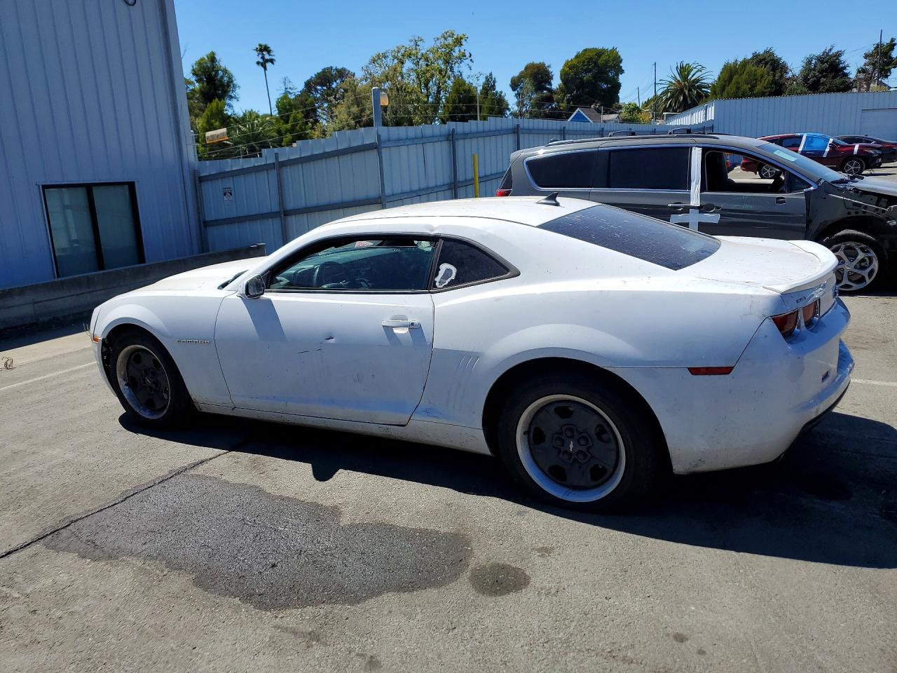2013 Chevrolet Camaro Ls White vin: 2G1FE1E30D9181528