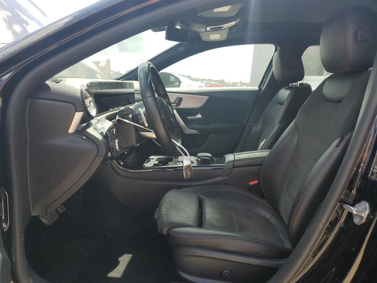 2020 Mercedes-benz A 220 Black vin: W1K3G4EB0LJ235397