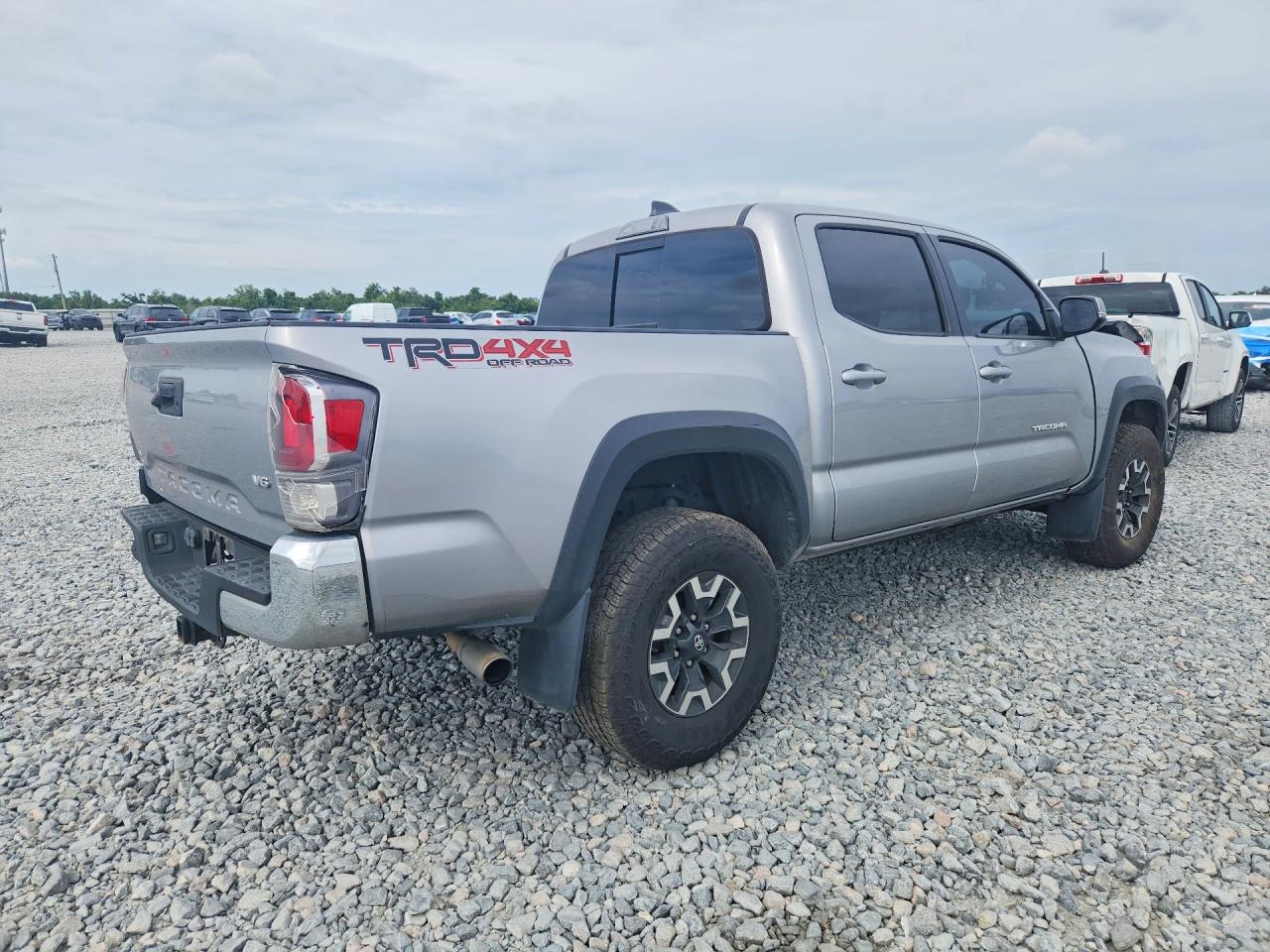 2021 Toyota Tacoma Trd Off-road Silver vin: 3TMCZ5AN4MM391358