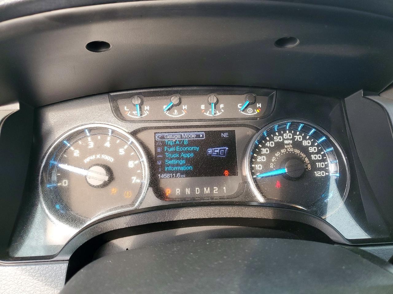 2013 Ford F150 Super Cab Red vin: 1FTFX1ET5DFA44853