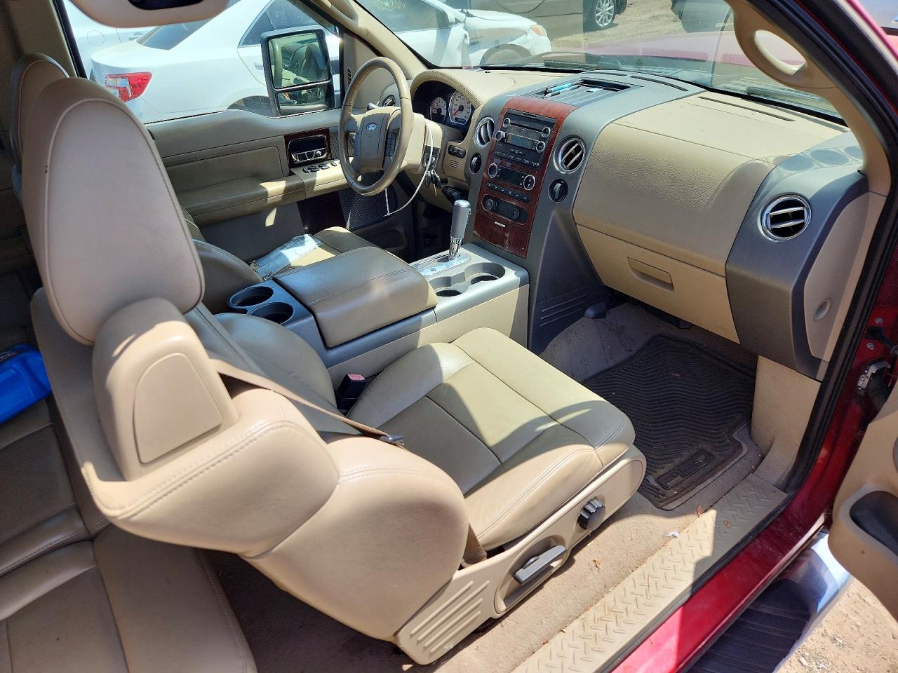 2008 Ford F150 Red vin: 1FTPX14V28FB15066