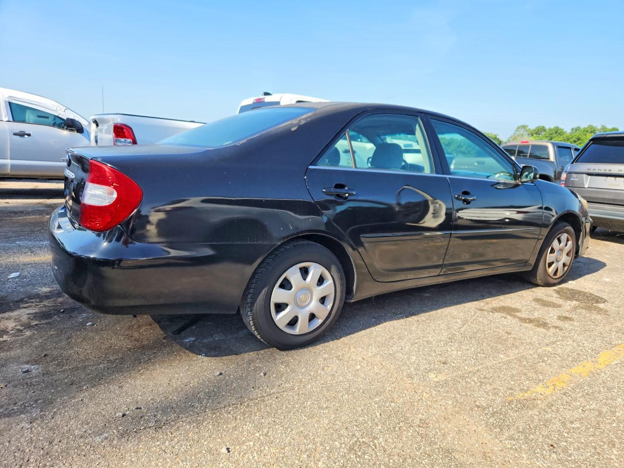 2002 Toyota Camry Le Black vin: 4T1BE32K42U085524