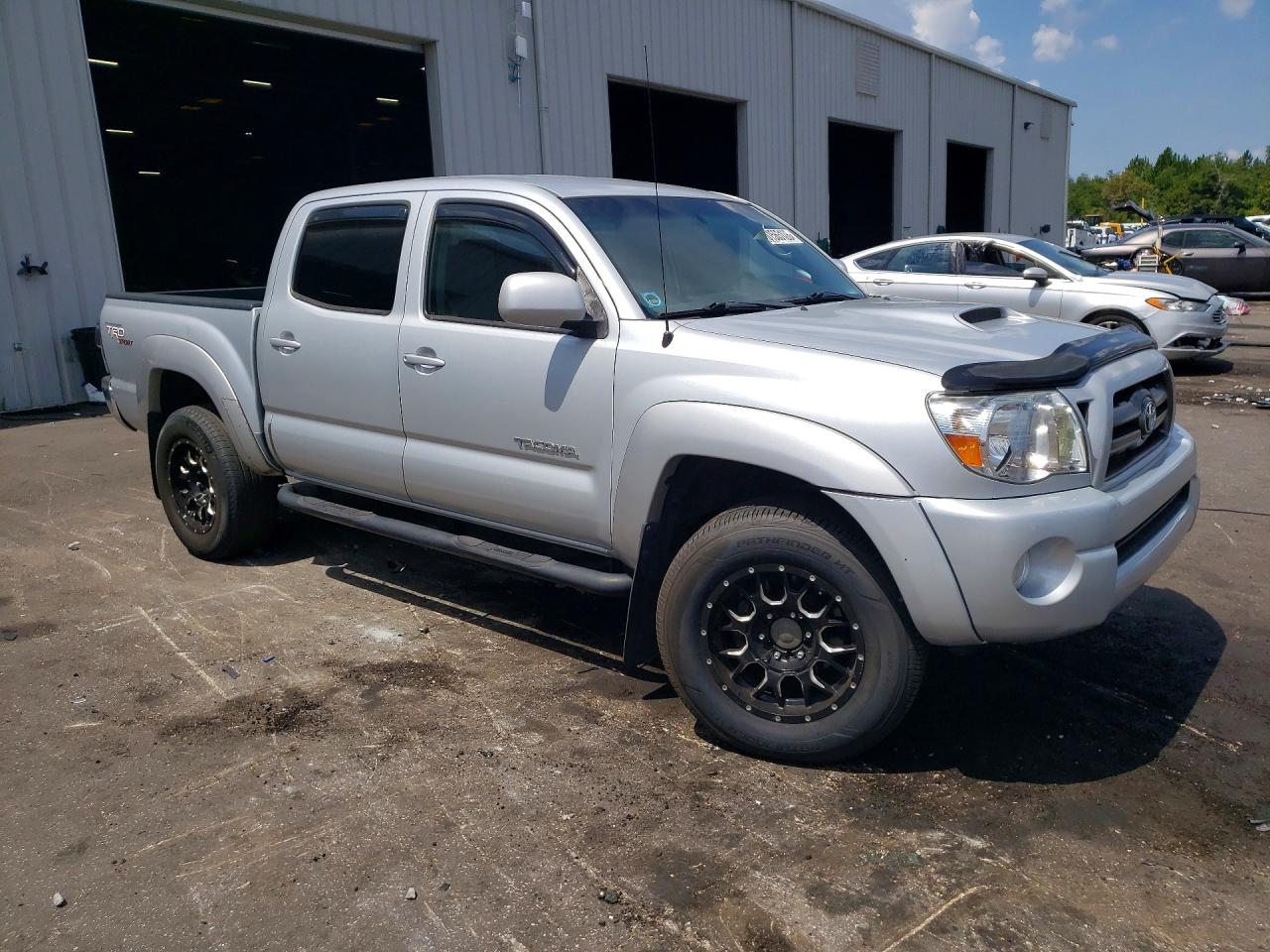 2007 Toyota Tacoma Double Cab Silver vin: 5TELU42N27Z402405