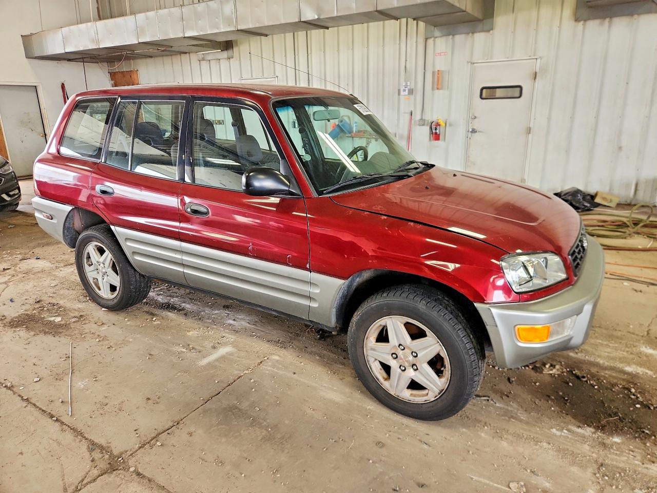 2000 Toyota Rav4 Base Maroon vin: JT3GP10V2Y0046778