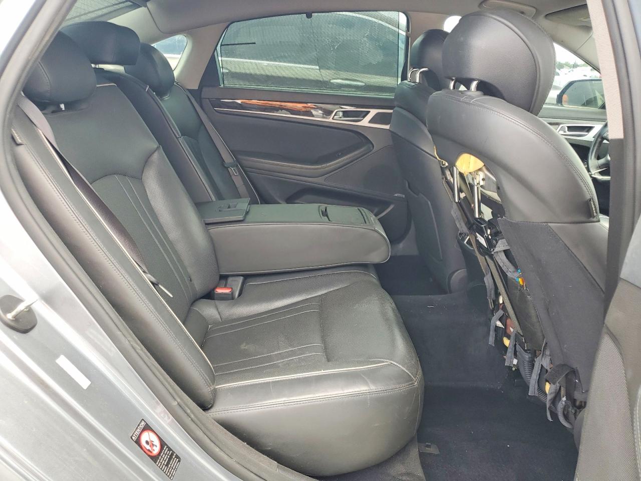 2015 Hyundai Genesis 3.8l Серый vin: KMHGN4JE7FU047671