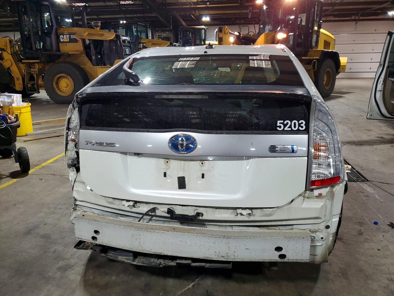 2013 Toyota Prius Plug-in Hybrid Base White vin: JTDKN3DP3D3047529