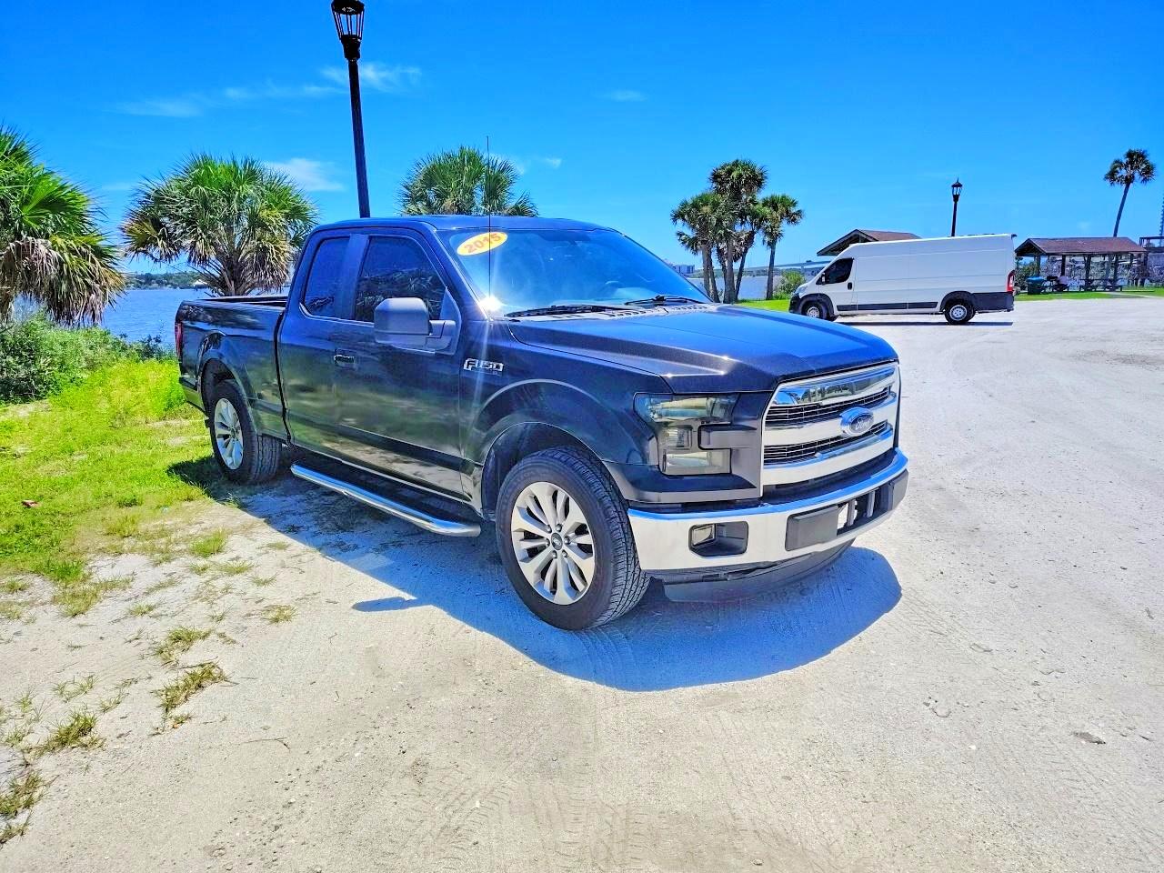 2015 Ford F150 Super Cab Gray vin: 1FTEX1C89FKD19628