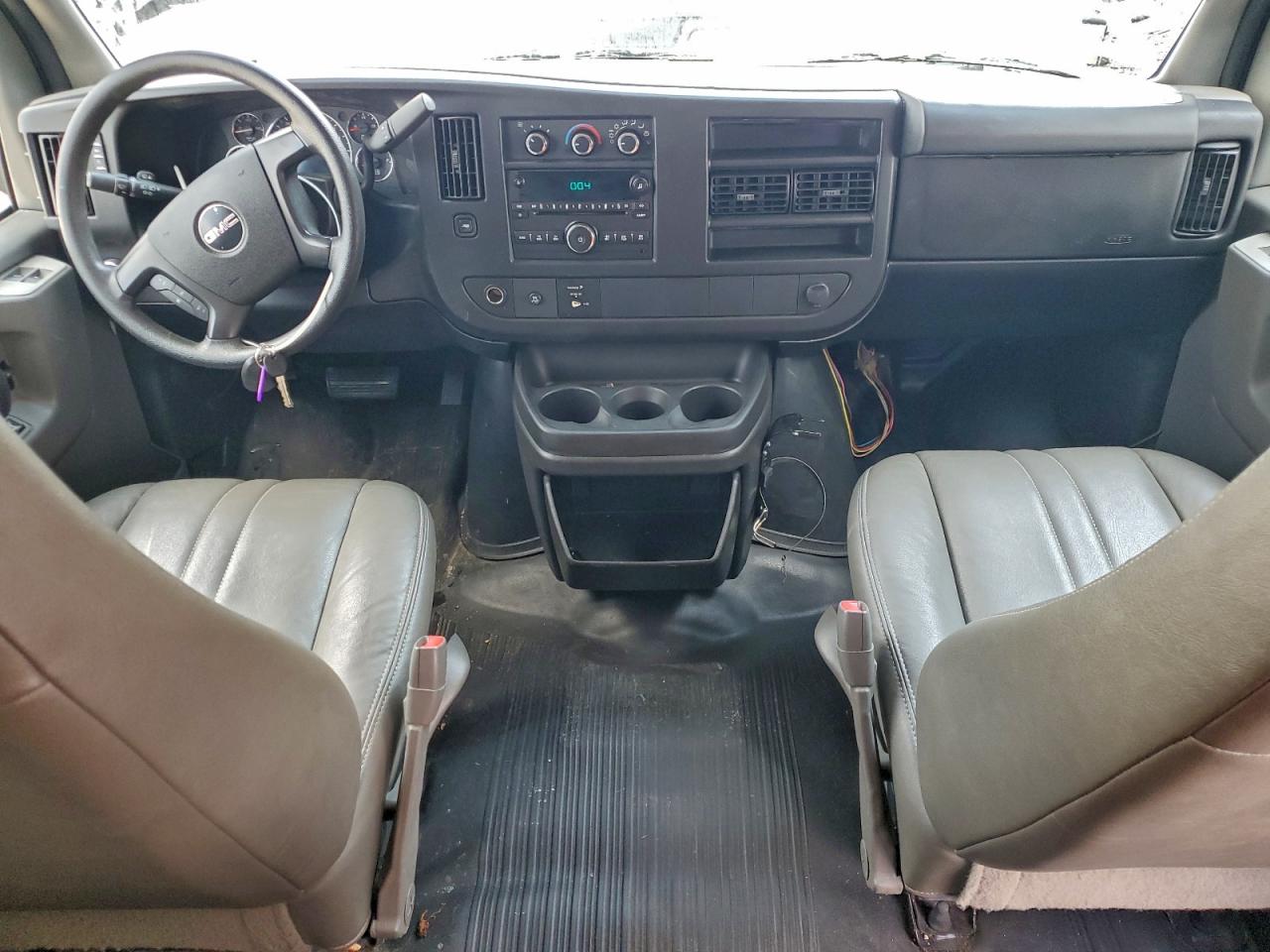 2010 Gmc Savana G3500 Ls Белый vin: 1GJ2GZDG1A1184224