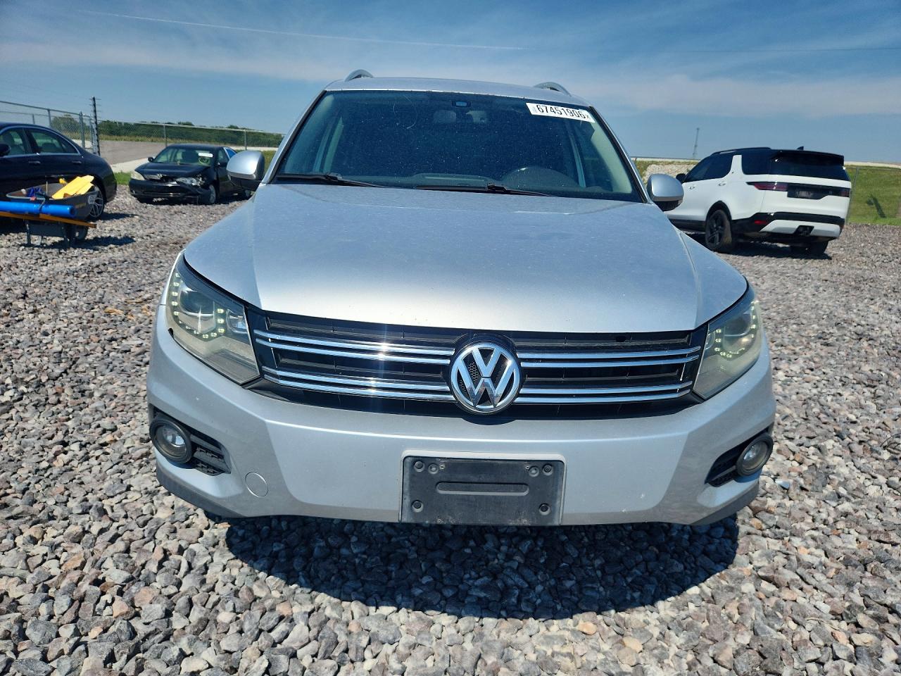 2012 Volkswagen Tiguan S Silver vin: WVGBV7AX3CW595227