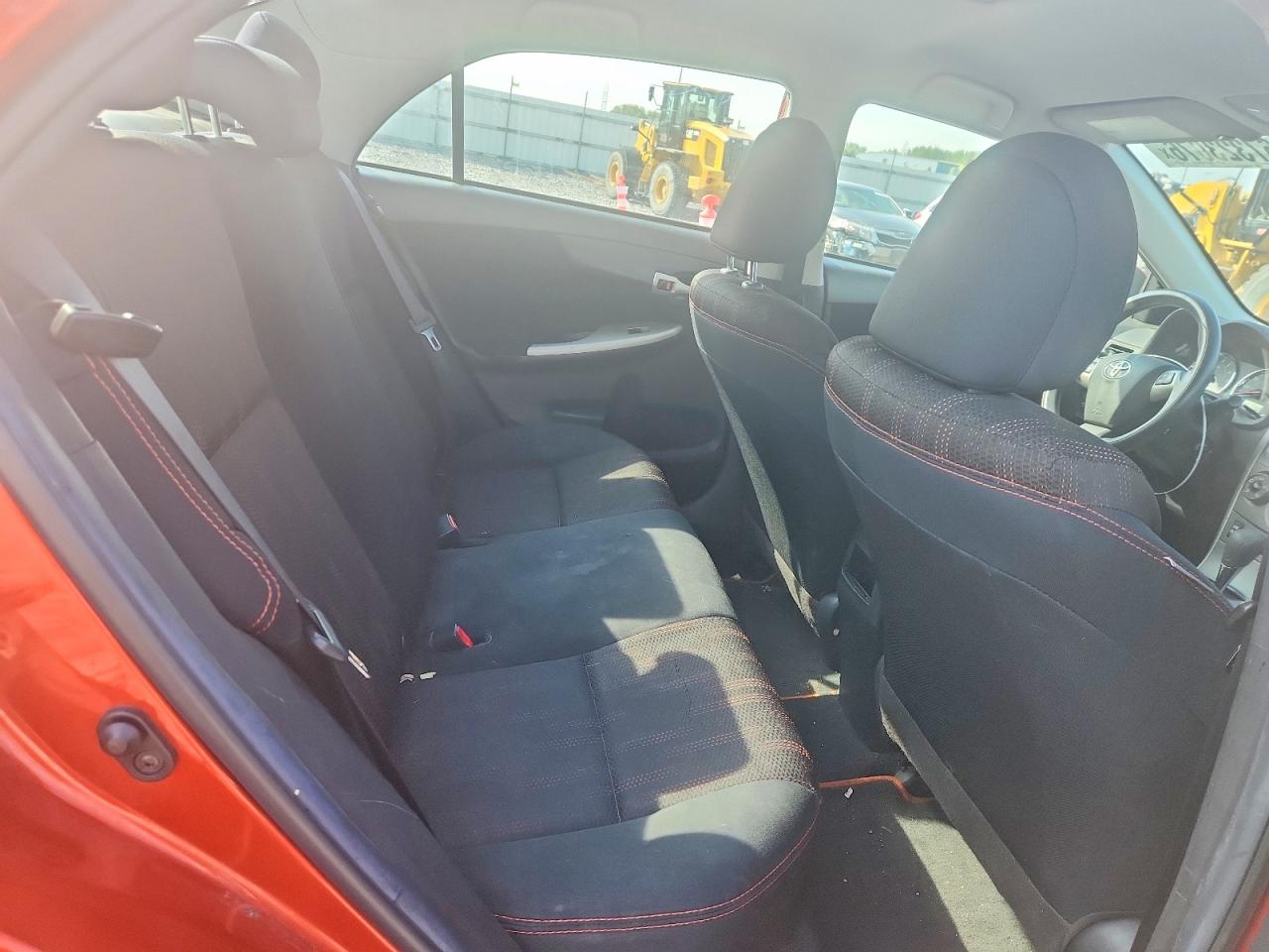 2013 Toyota Corolla S Special Edition Orange vin: 2T1BU4EE5DC078830