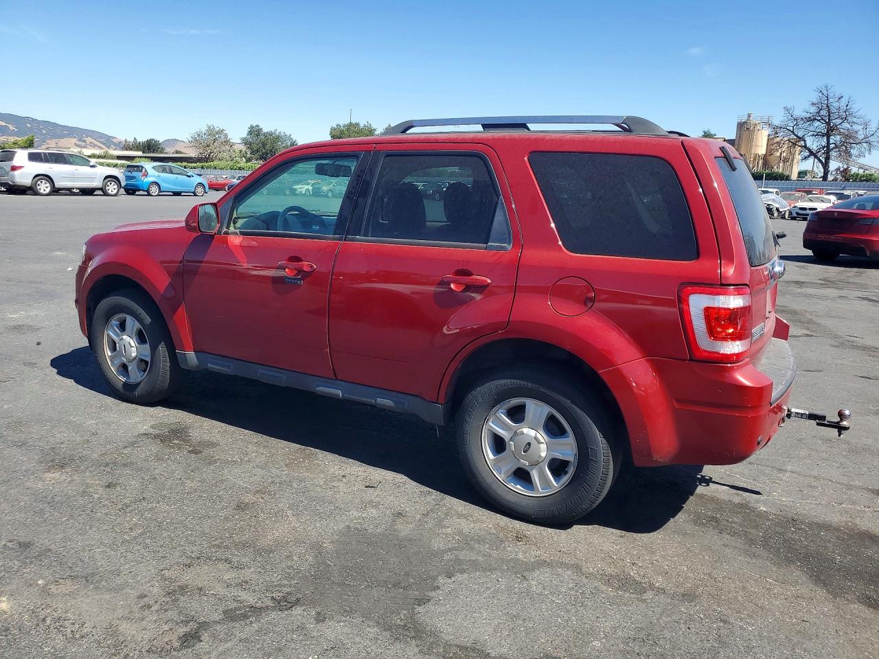 2010 Ford Escape Limited Red vin: 1FMCU9EG2AKB10867