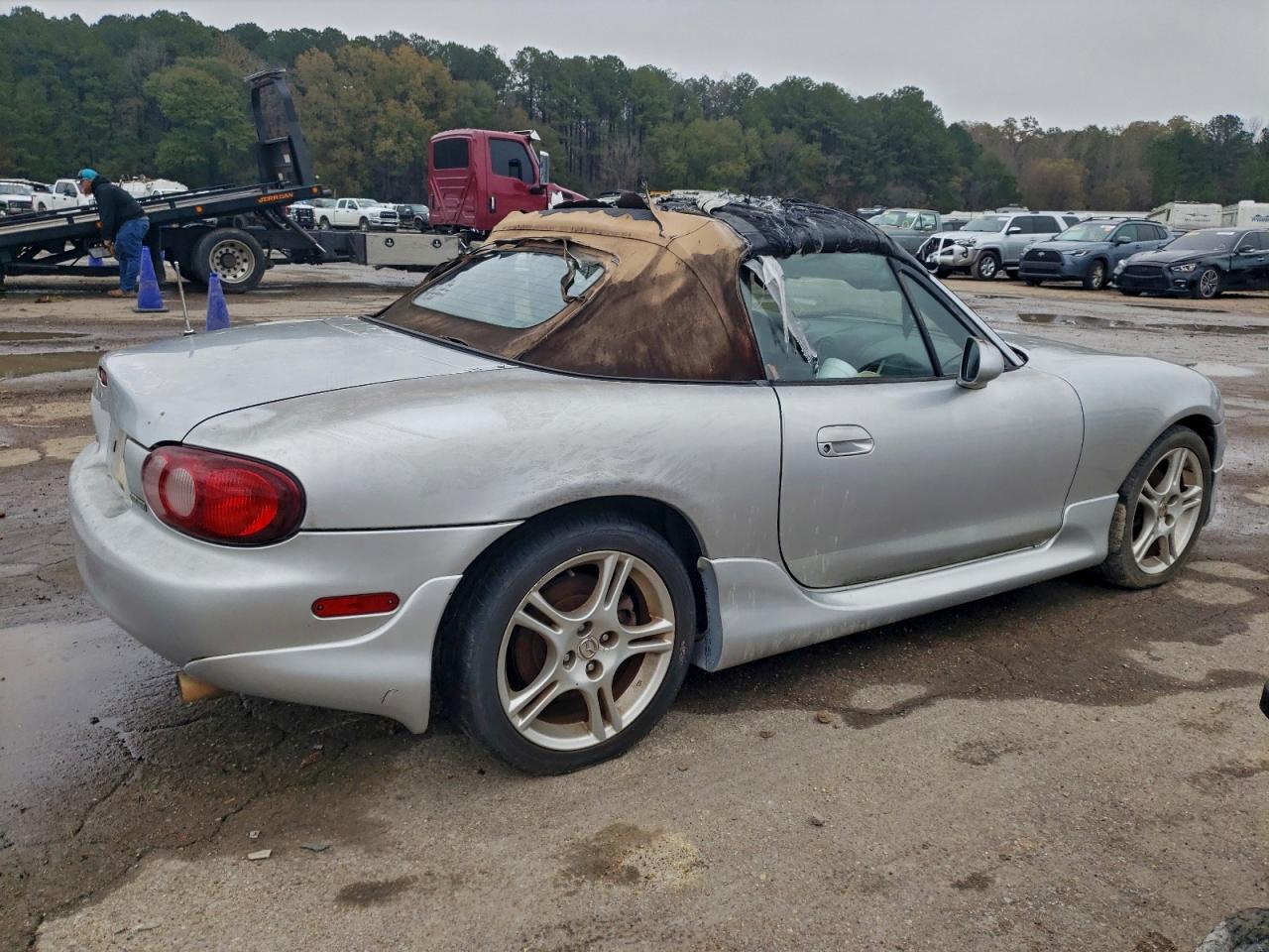 2005 Mazda Mx-5 Miata Base Silver vin: JM1NB353X50413748