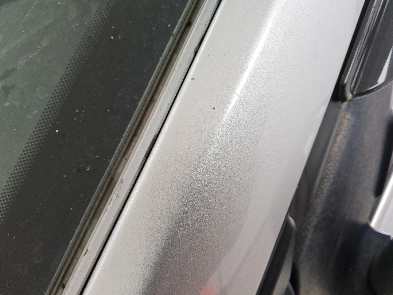 2014 Ford Escape Se Silver vin: 1FMCU9G9XEUC09574 Damage: Left Drip Rail, Chipped, 3