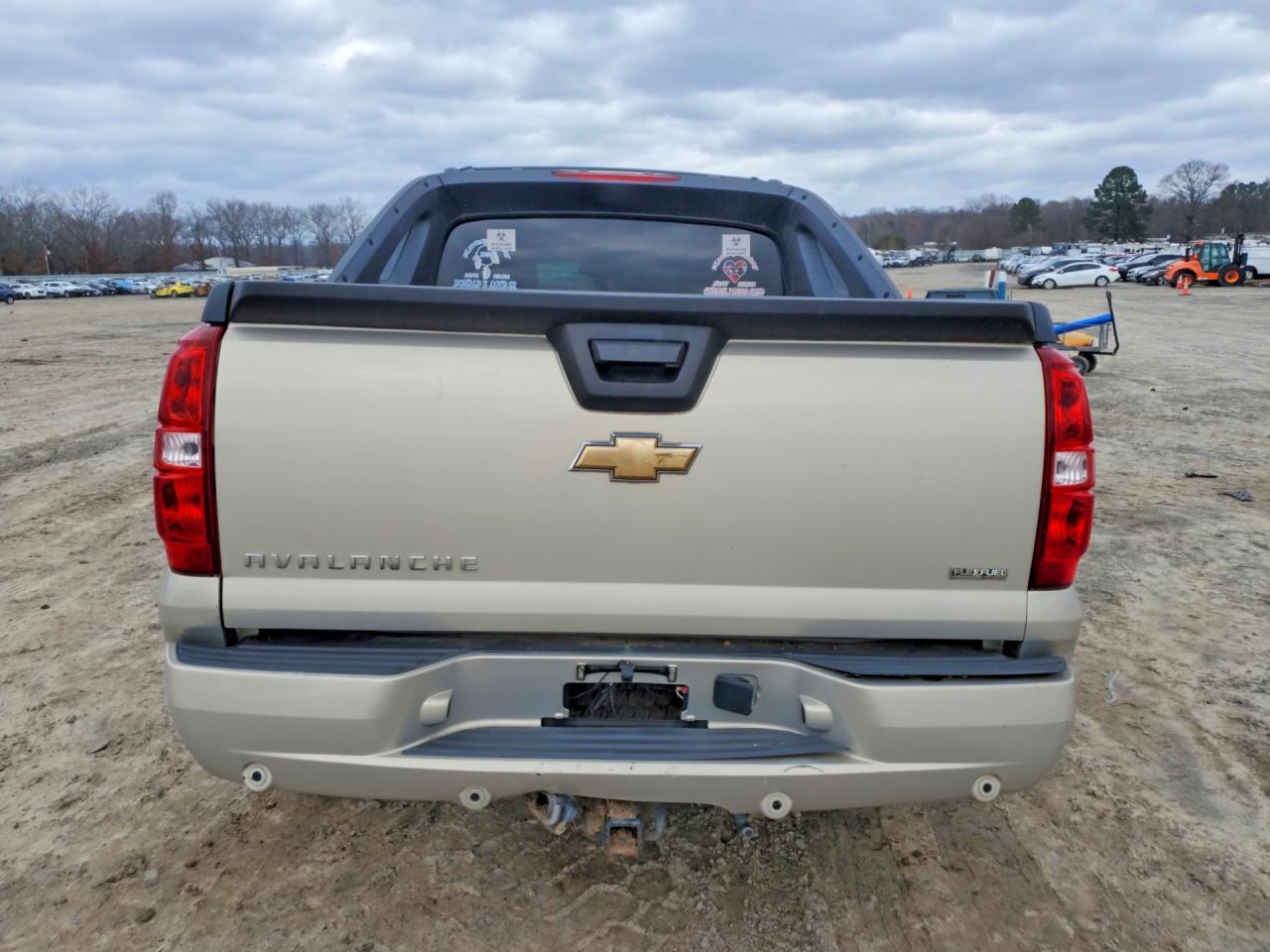 2007 Chevrolet Avalanche K1500 Желто-коричневый vin: 3GNFK12327G272614
