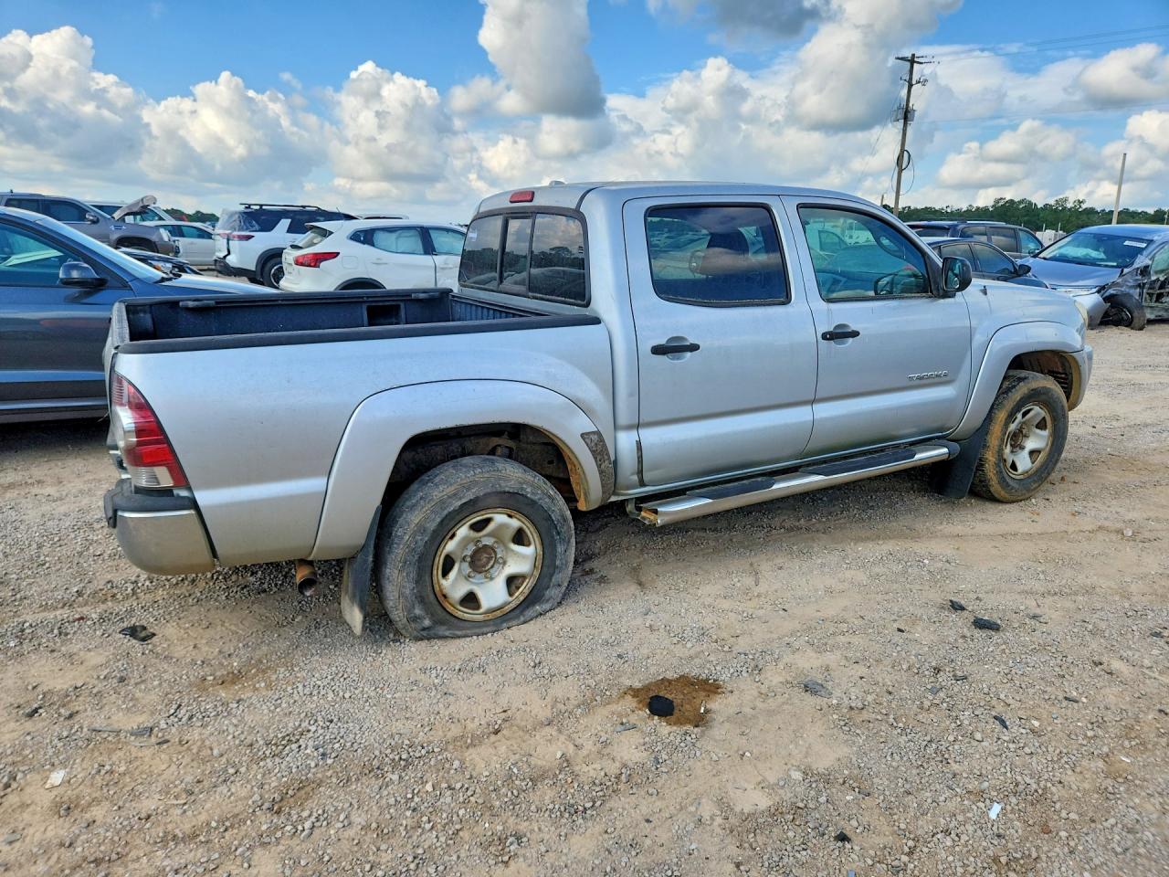 2009 Toyota Tacoma Double Cab Prerunner Silver vin: 3TMJU62NX9M077215
