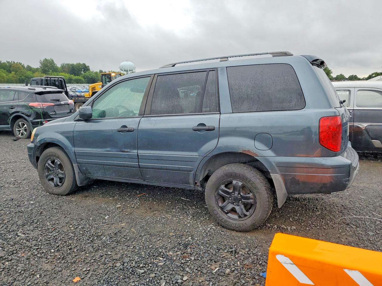 2005 Honda Pilot Ex Gray vin: 5FNYF18465B012791