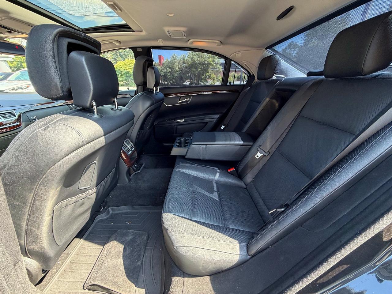 2012 Mercedes-benz S 550 4matic Black vin: WDDNG9EB5CA490925
