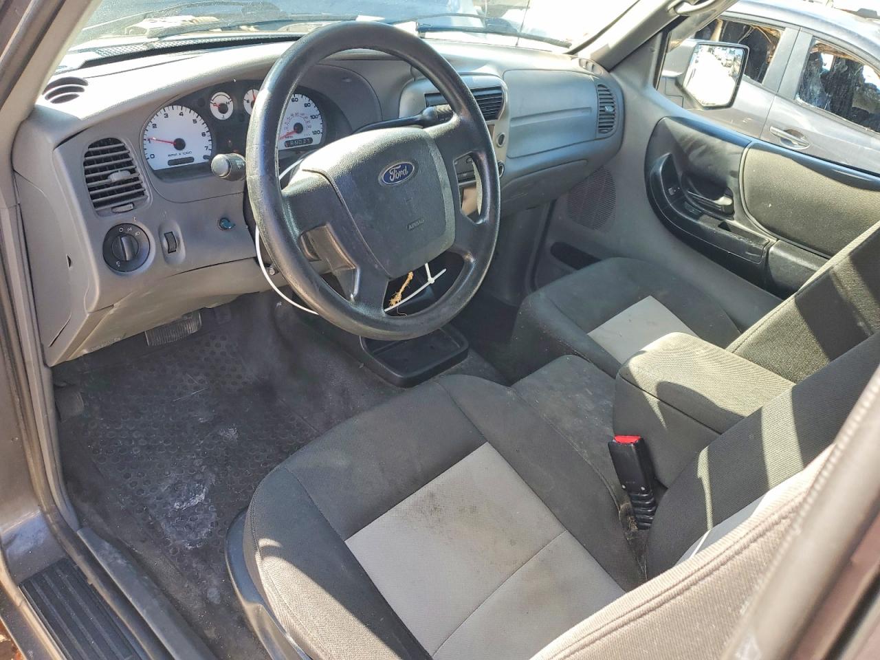 2011 Ford Ranger Super Cab Gray vin: 1FTLR4FE4BPA58331