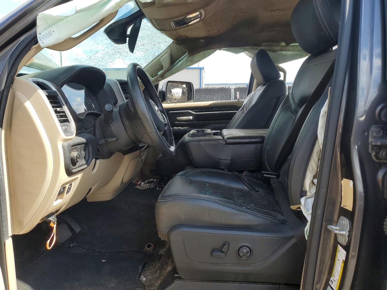 2020 Ram 1500 Big Horn Серый vin: 1C6SRFFT3LN125964