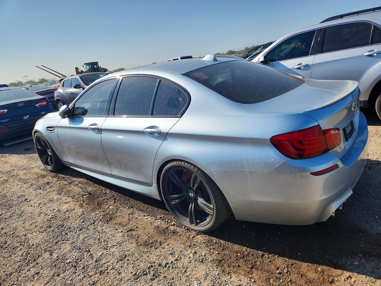 2013 Bmw M5 Серебряный vin: WBSFV9C59DD097018