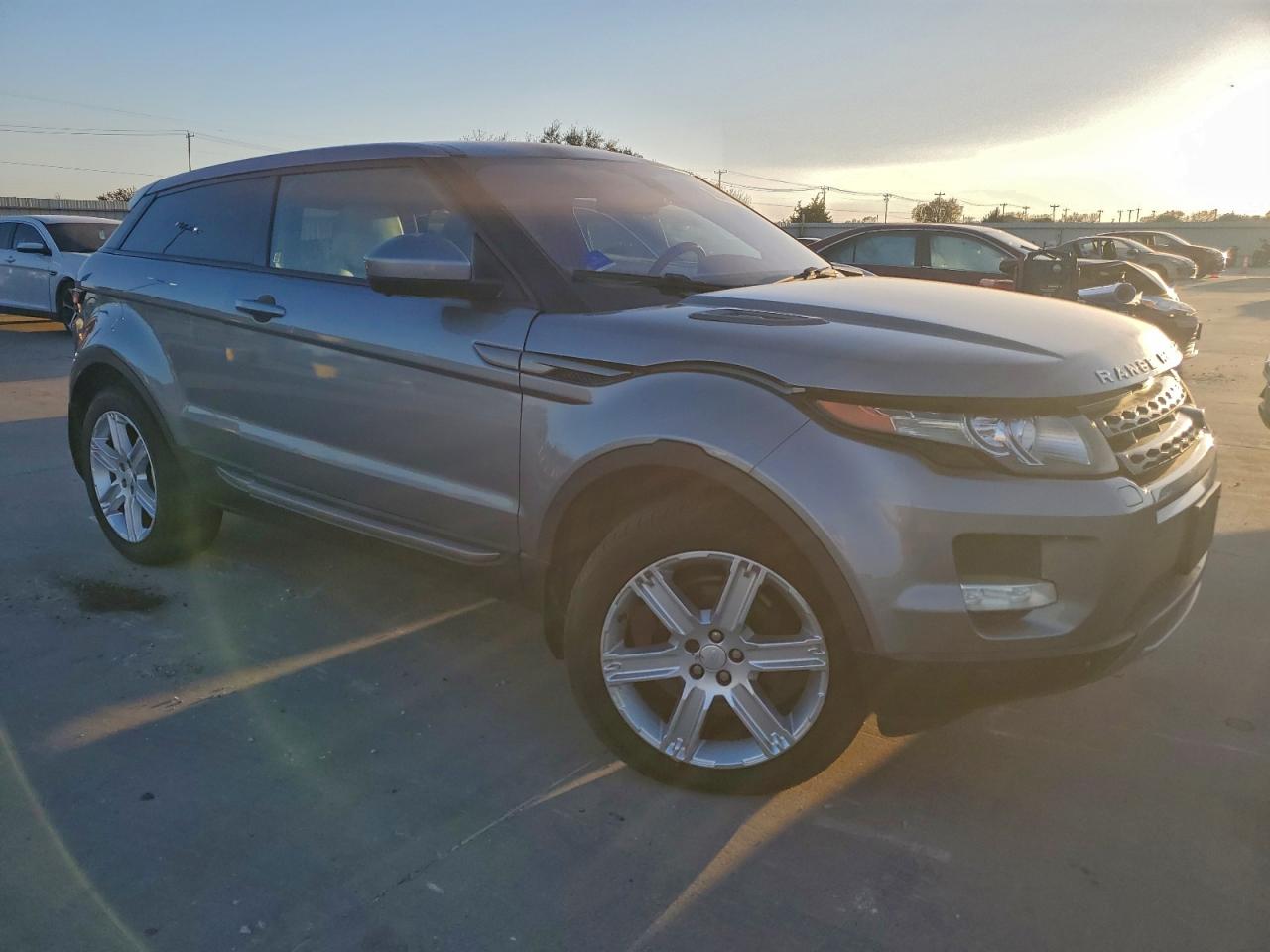 2014 Land Rover Range Rover Evoque Pure Plus Silver vin: SALVP1BG8EH870744