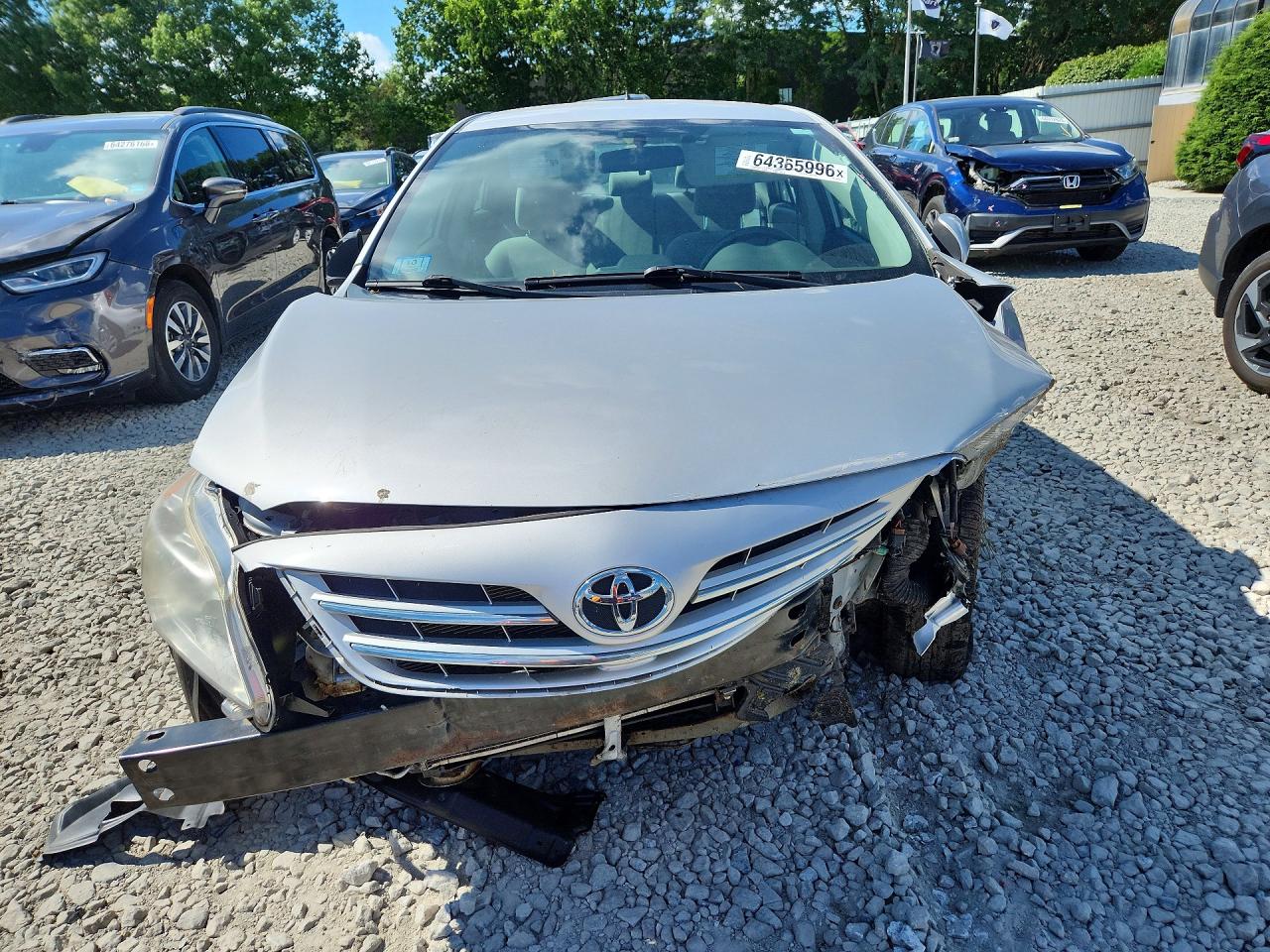 2013 Toyota Corolla Le Silver vin: 2T1BU4EEXDC097342