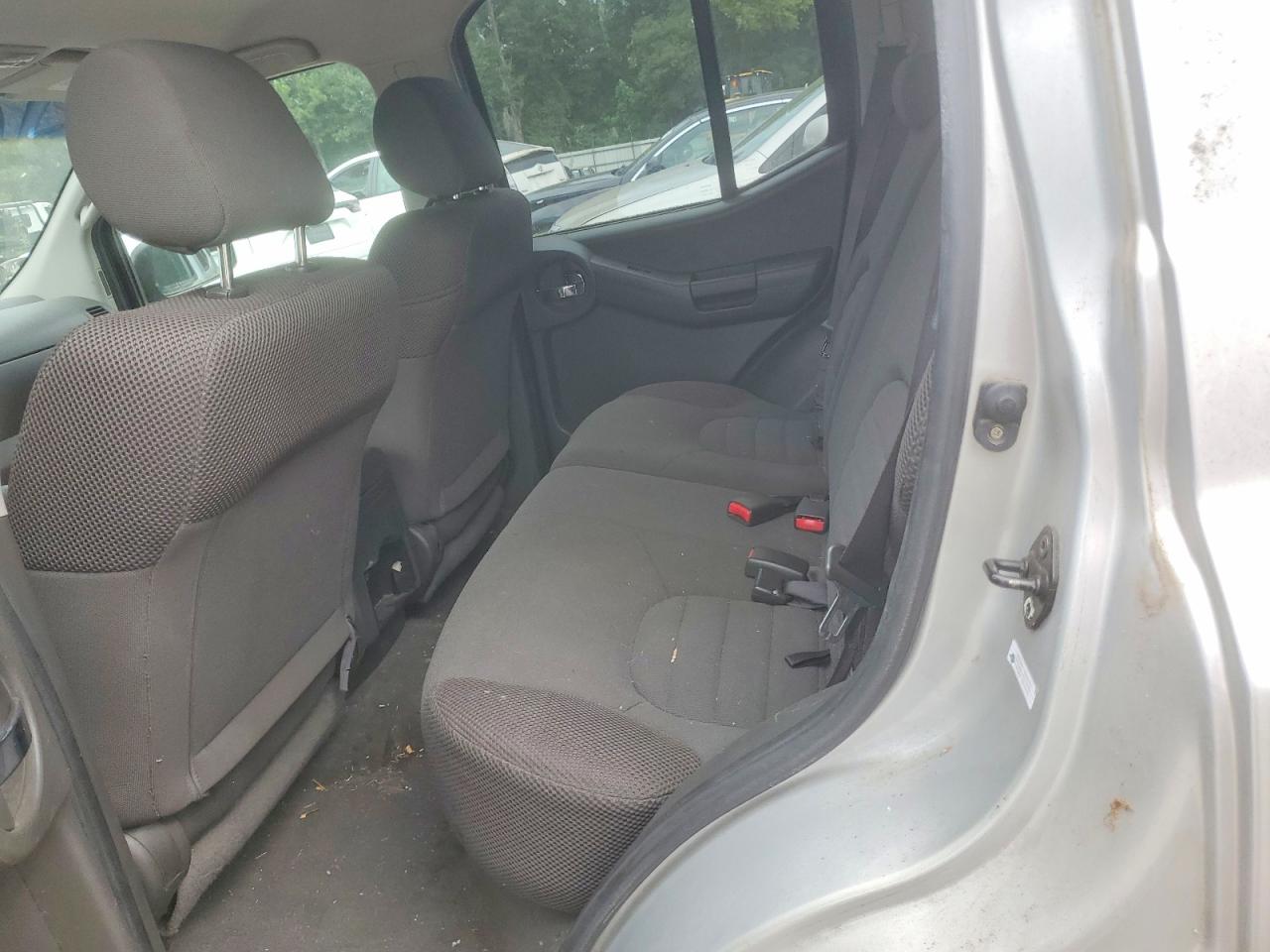 2007 Nissan Xterra X Silver vin: 5N1AN08U97C531828