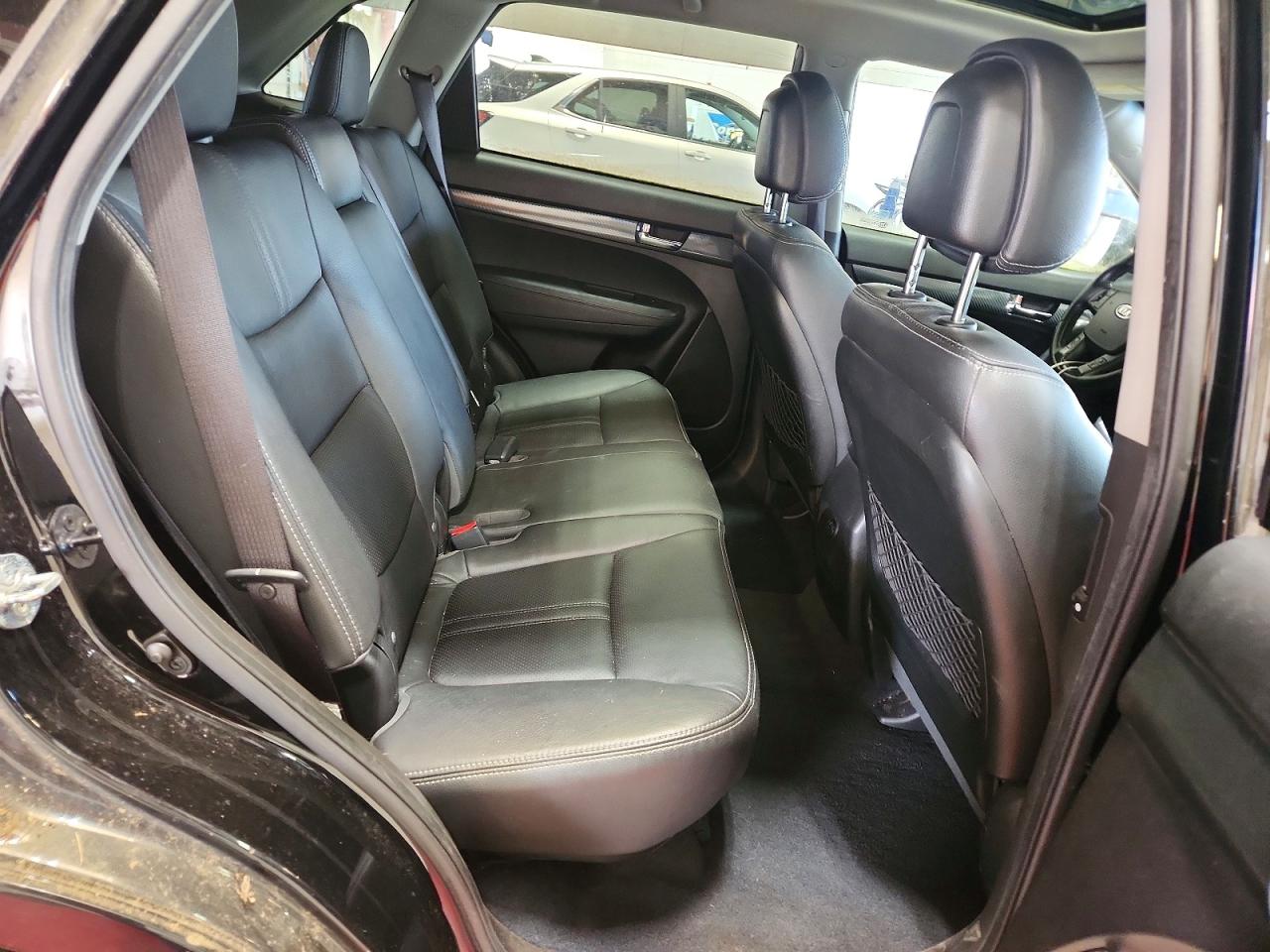 2011 Kia Sorento Sx Black vin: 5XYKWDA23BG160675