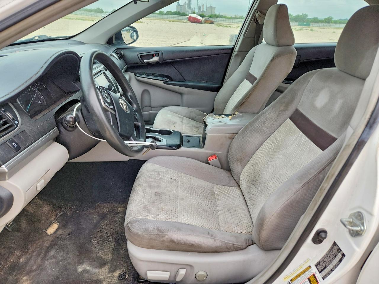 2012 Toyota Camry Le White vin: 4T1BF1FK4CU508941