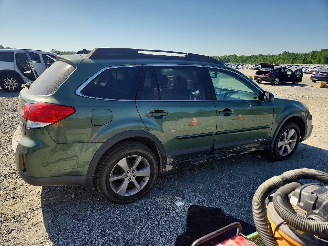 2013 Subaru Outback 2.5i Limited Green vin: 4S4BRBKC3D3321905