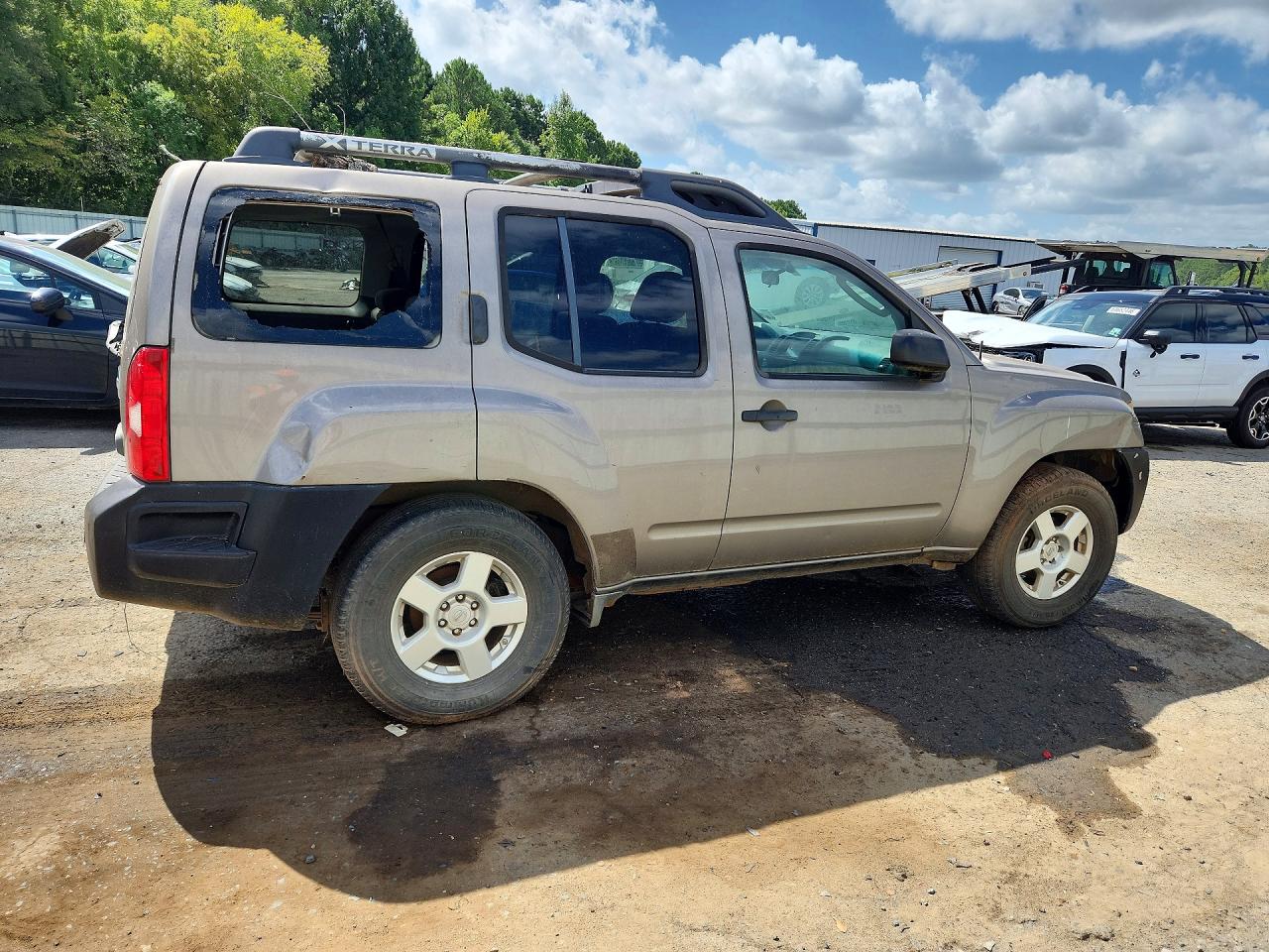 2007 Nissan Xterra X Желто-коричневый vin: 5N1AN08U87C542139
