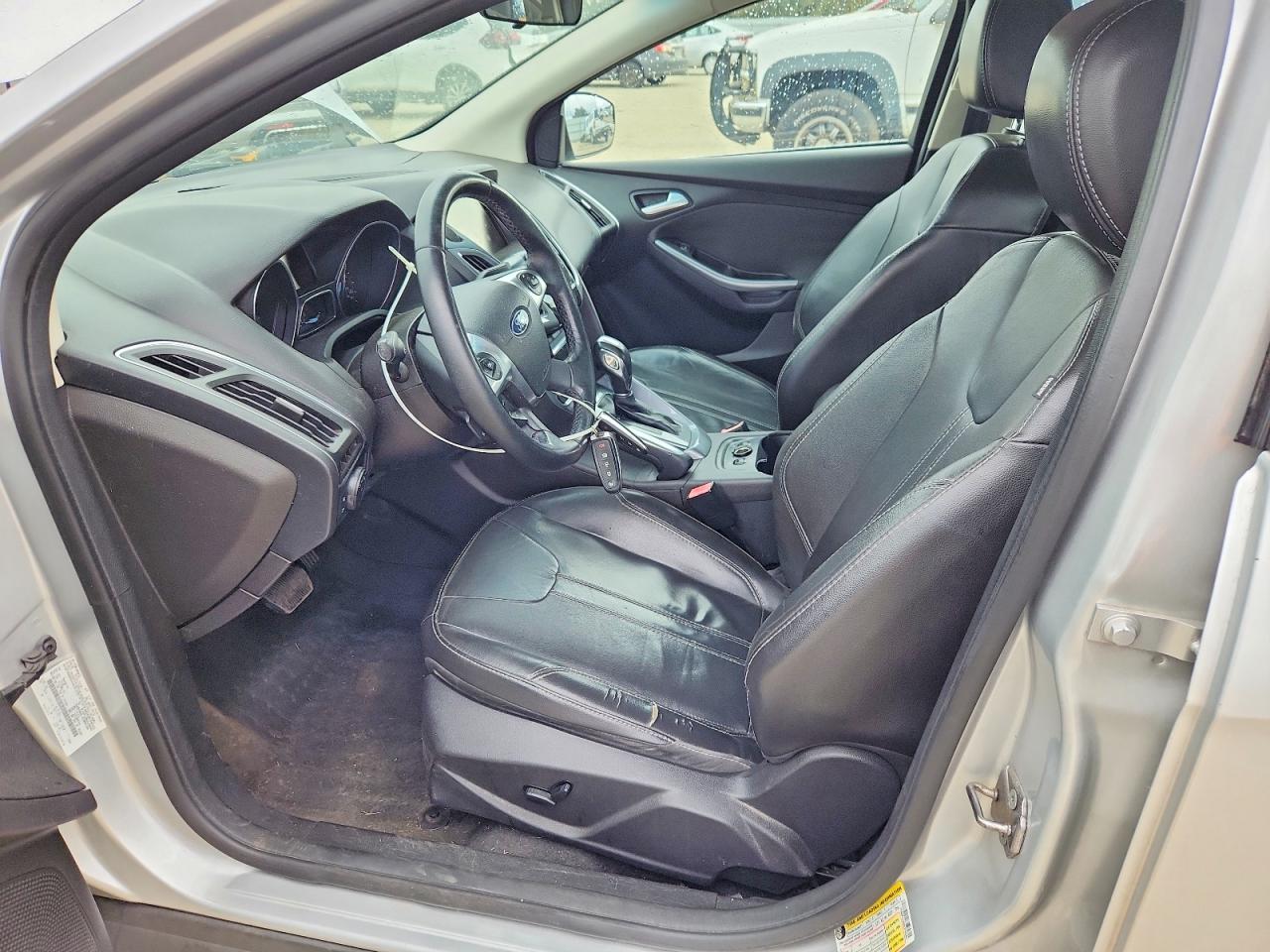 2013 Ford Focus Titanium Silver vin: 1FADP3J25DL249340