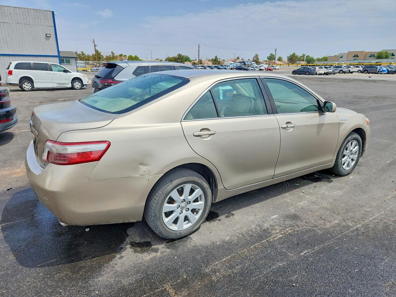2007 Toyota Camry Hybrid Beige vin: JTNBB46KX73032123