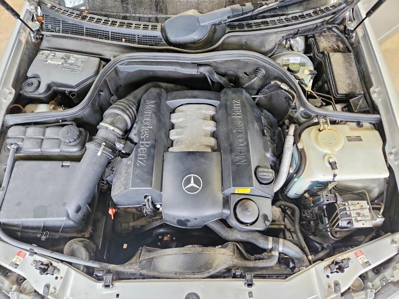 2001 Mercedes-benz Clk 320 Серебряный vin: WDBLK65G81T070506