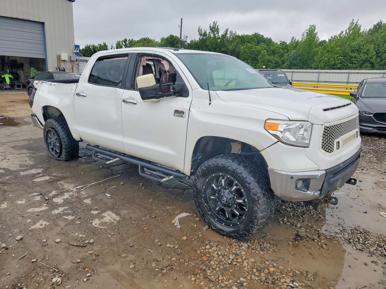 2014 Toyota Tundra Crewmax Platinum Белый vin: 5TFAY5F19EX364099