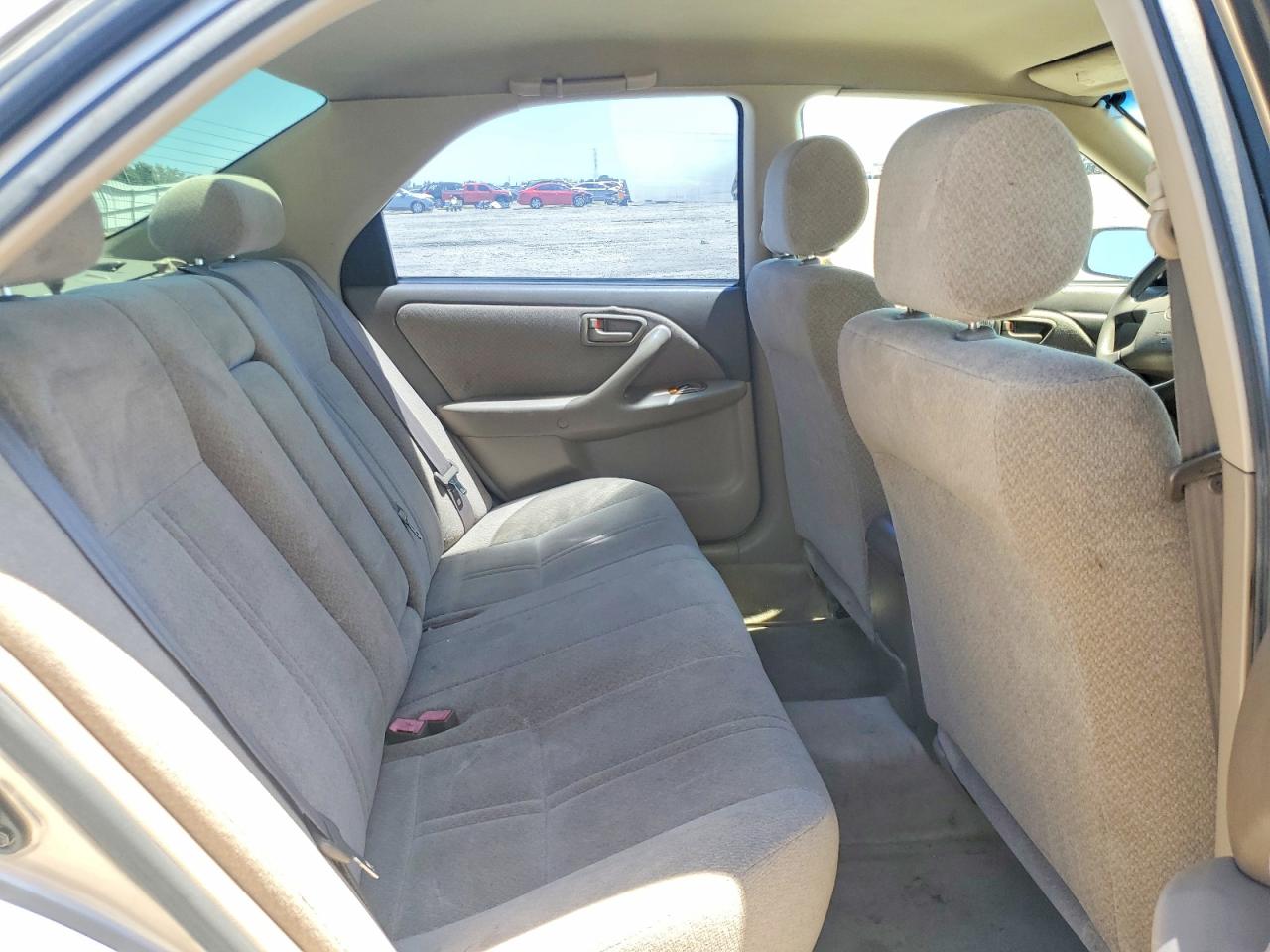 2000 Toyota Camry Le V6 Tan vin: JT2BF22K3Y0260219