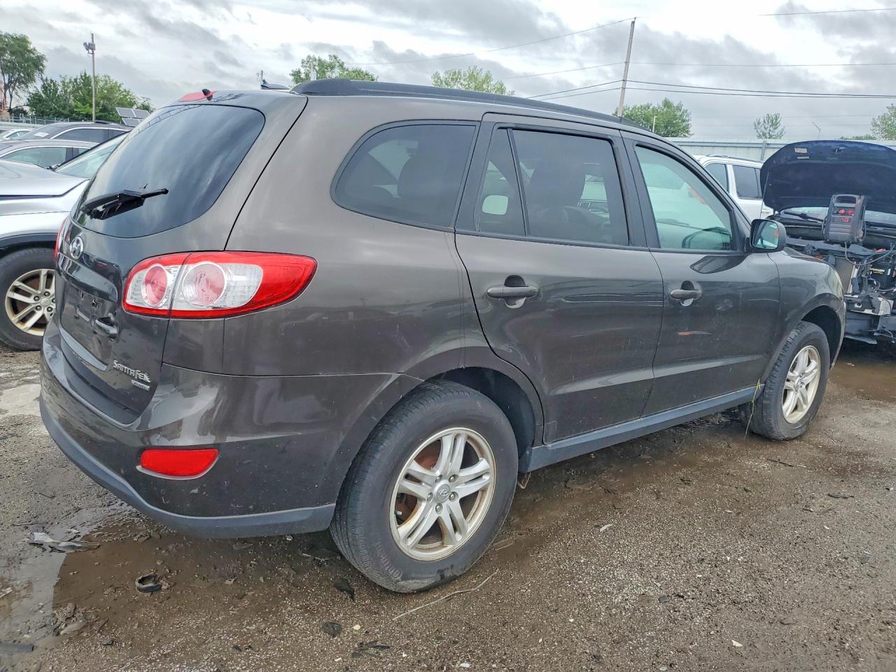 2011 Hyundai Santa Fe Gls Brown vin: 5XYZGDAB9BG081605