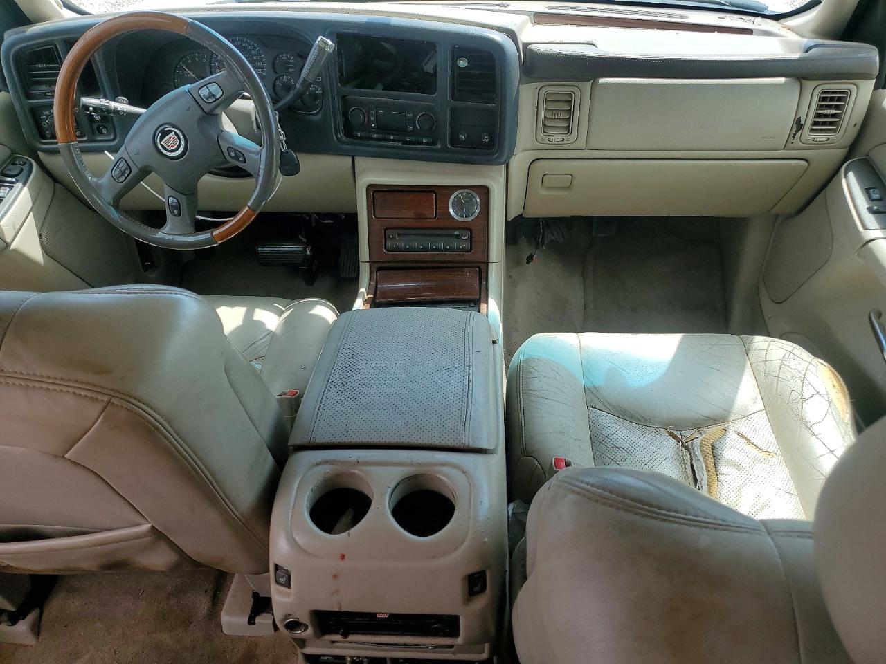 2004 Cadillac Escalade Luxury Белый vin: 1GYEK63N54R102674