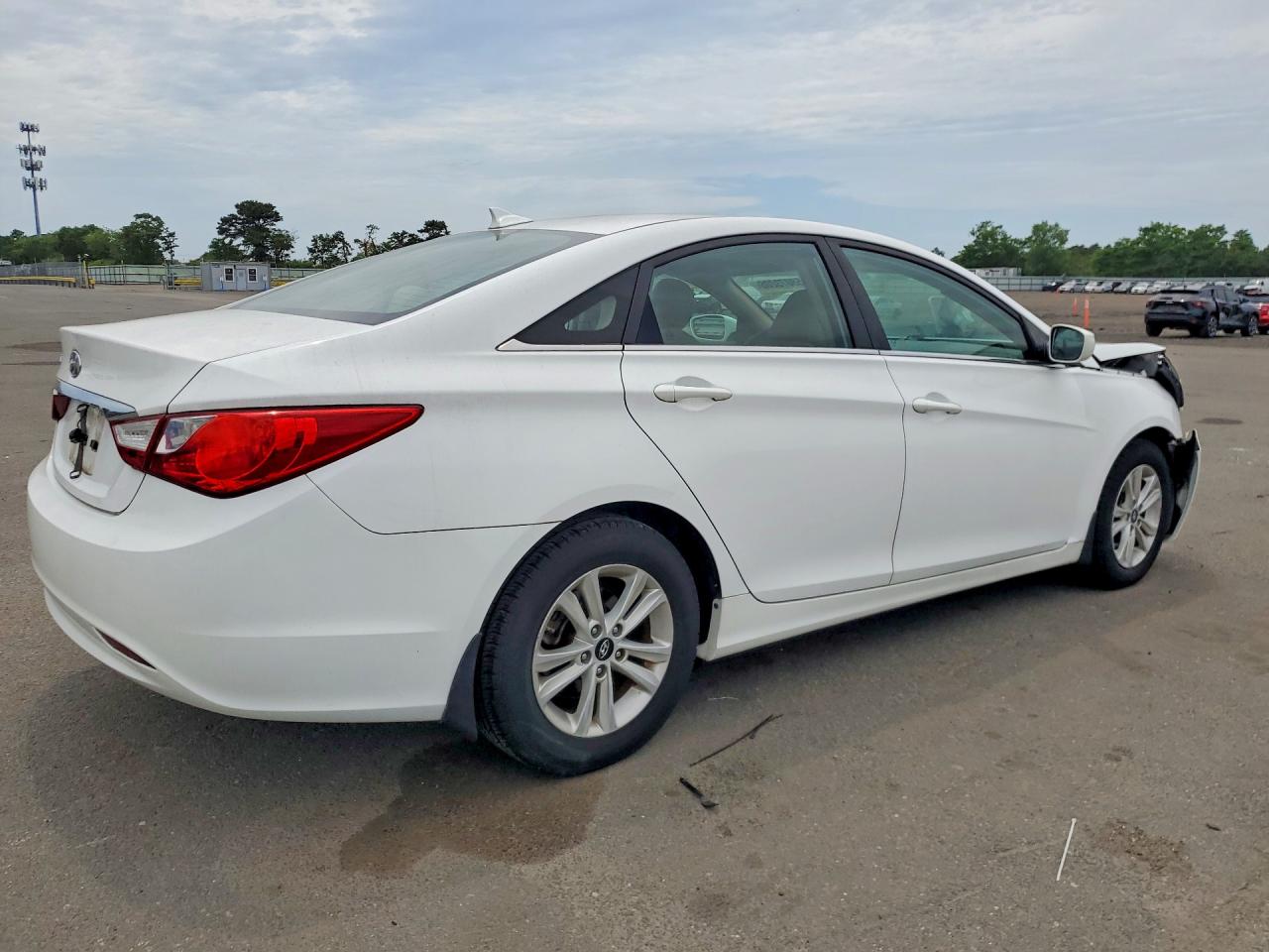 2013 Hyundai Sonata Gls White vin: 5NPEB4AC0DH550565