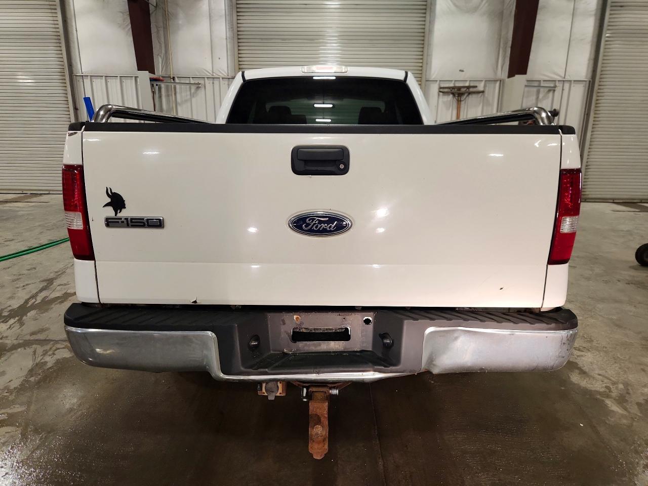 2005 Ford F150 White vin: 1FTPX145X5FB24254