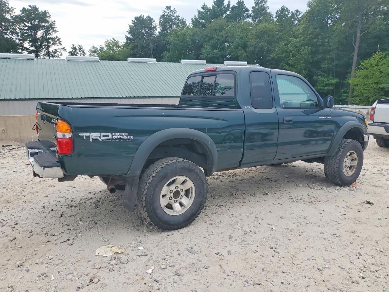 2002 Toyota Tacoma Base Green vin: 5TEWM72N82Z019432