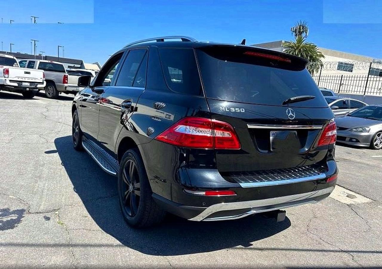 2015 Merz Ml 350 Black vin: 4JGDA5JB2FA535616