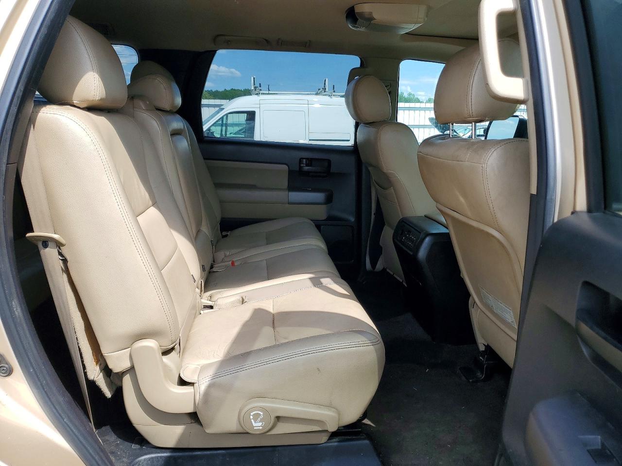 2012 Toyota Sequoia Sr5 Gold vin: 5TDZM5G17CS003986